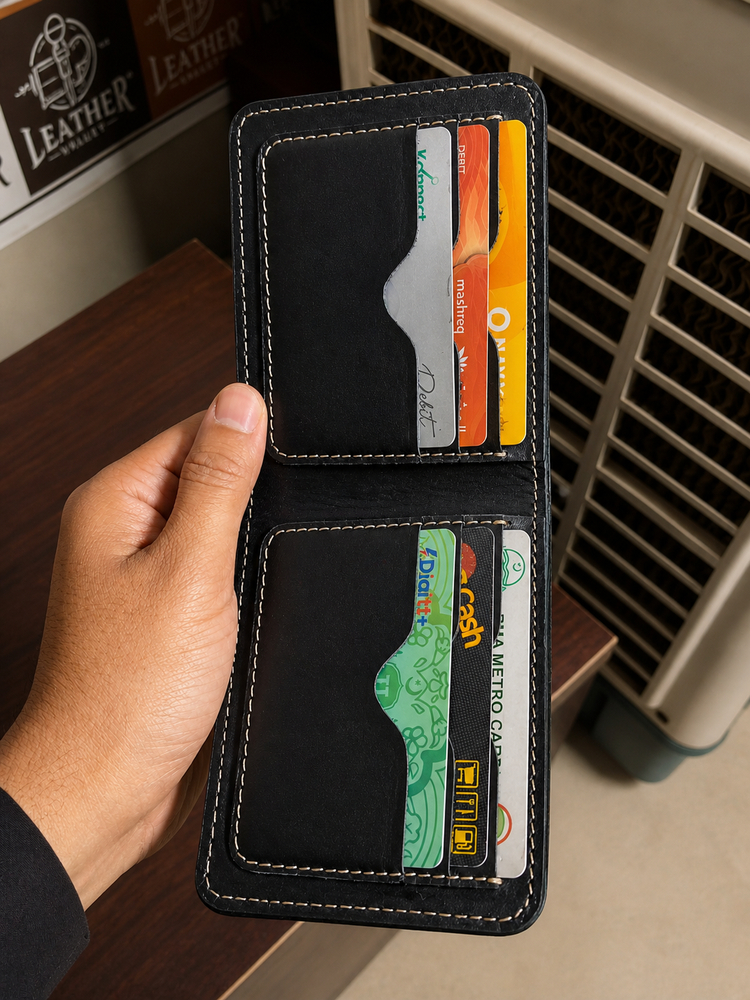 Crocodile π Texture Leather Wallet π― Cow π Leather - Image 2